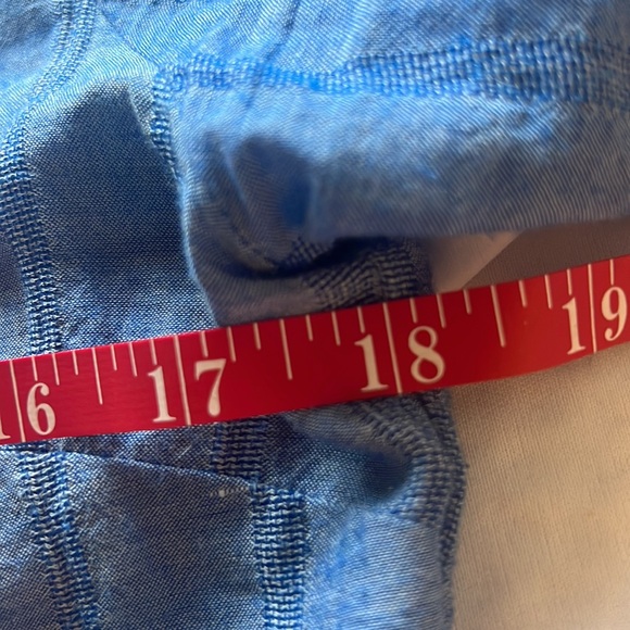 Johnny was 3J workshop chambray blouse - Picture 5 of 7